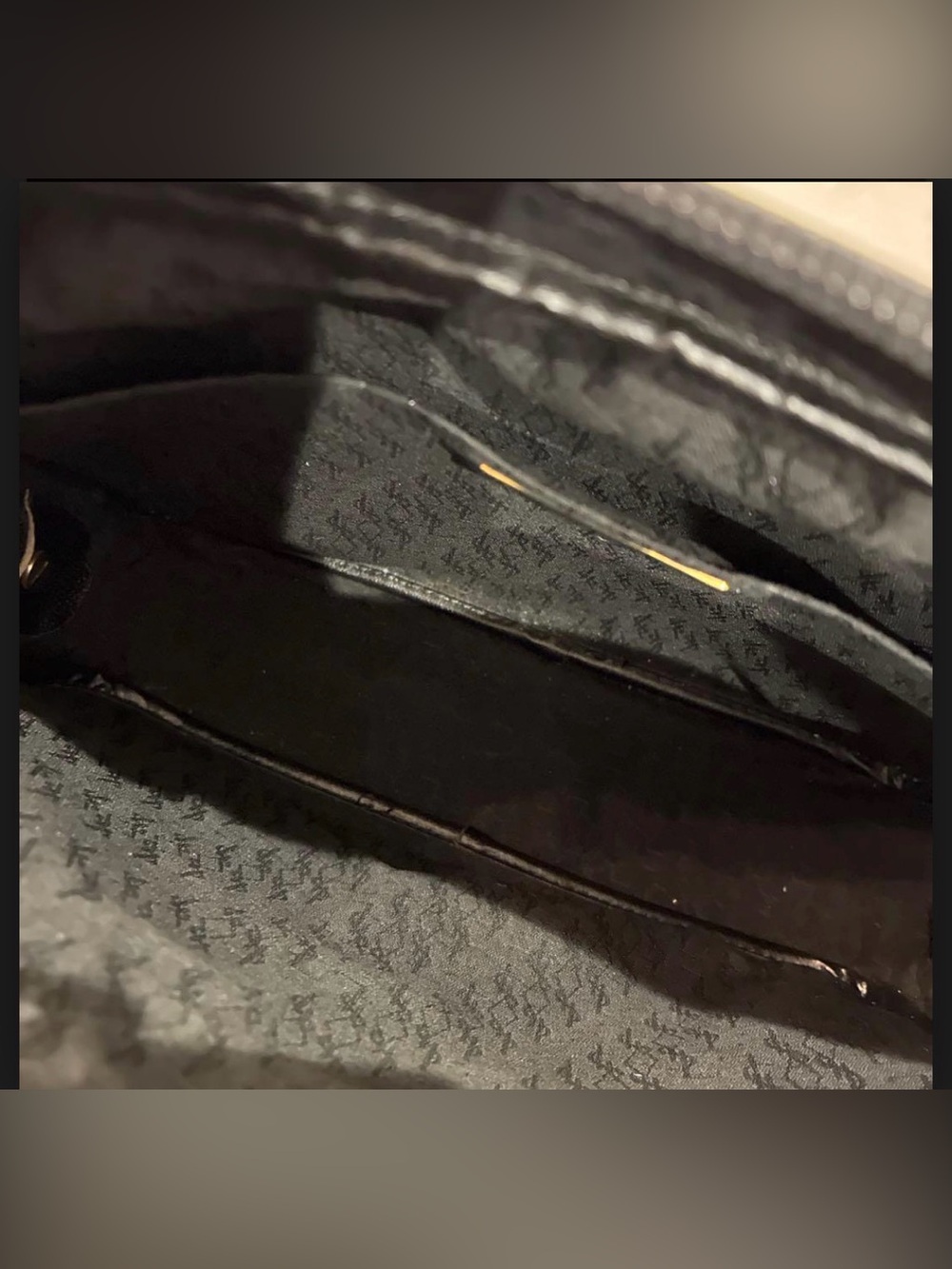 ✨ Vintage Yves Saint Laurent YSL Black Leather Crossbody Bag ✨ - Picture 3 of 7